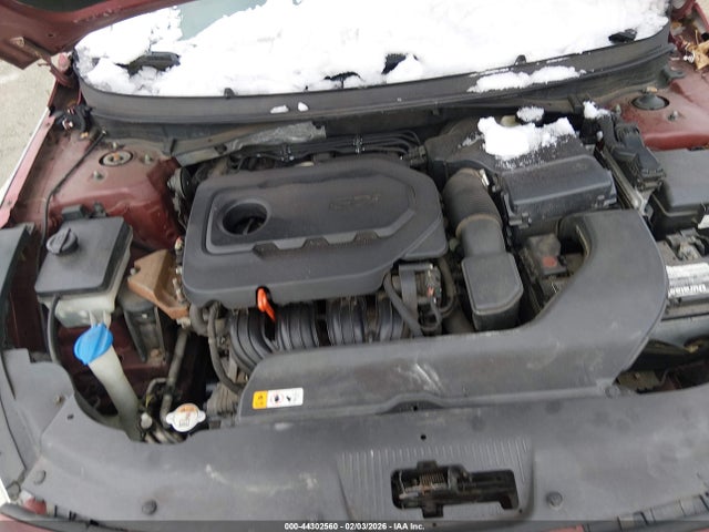 44302560 :رقم المزاد ، 5NPE24AF7FH017982 vin ، 2015 Hyundai Sonata Se مزاد بيع