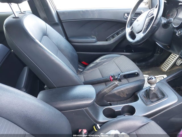 KNAFZ5A35G5631097 KIA FORTE SX