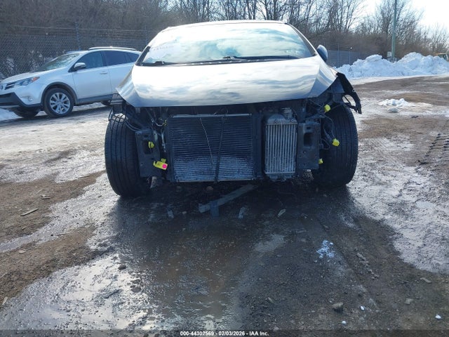 KNAFZ5A35G5631097 KIA FORTE SX