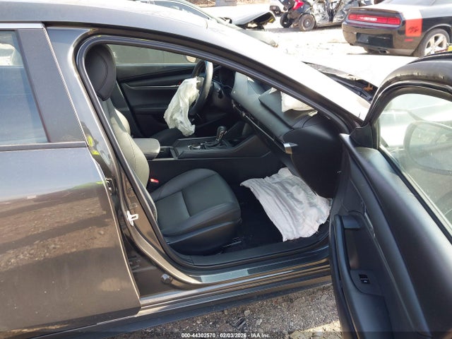 44302570 :رقم المزاد ، 3MZBPABM6PM366799 vin ، 2023 Mazda Mazda3 2.5 S Select مزاد بيع