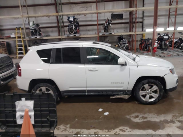 Aukcja sprzedaży 2015 Jeep Compass Latitude, vin: 1C4NJCEB3FD367832, numer aukcji: 44302572