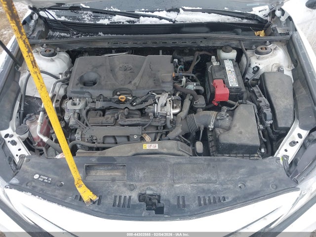 44302585 :رقم المزاد ، 4T1G11AK1LU942634 vin ، 2020 Toyota Camry Se مزاد بيع
