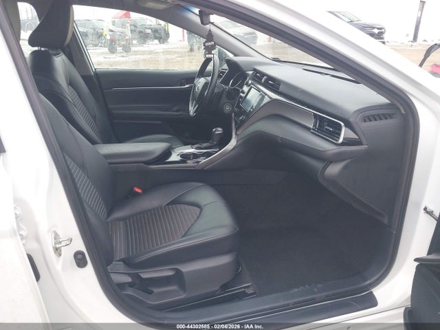 44302585 :رقم المزاد ، 4T1G11AK1LU942634 vin ، 2020 Toyota Camry Se مزاد بيع