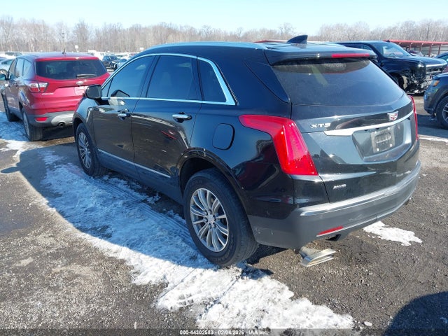 2019 CADILLAC XT5 1GYKNDRS1KZ192138 Photo 2