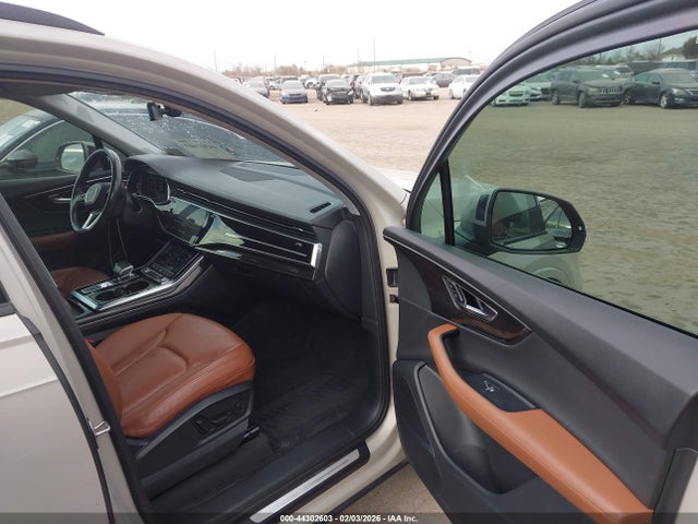 2023 AUDI Q7 WA1LCBF73PD005193 Photo 4