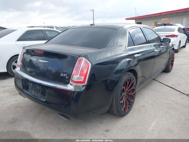 2011 CHRYSLER 300C 2C3CK6CTXBH524095 Photo 3