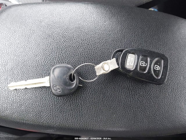44302627 :رقم المزاد ، KMHDH4AE4CU424060 vin ، 2012 Hyundai Elantra Gls (ulsan Plant) مزاد بيع