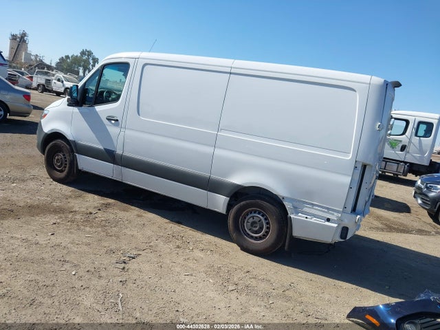 W1Y4KBHY8ST201224 Mercedes-Benz Sprinter 2500 Standard Roof 4-cyl Diesel