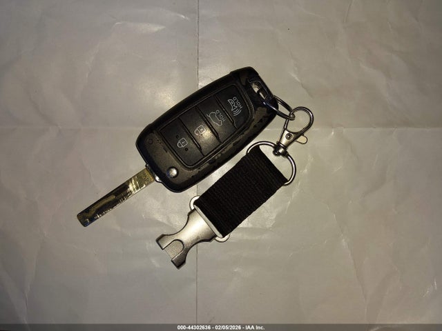 KM8K12AA0KU225101 Hyundai Kona Se