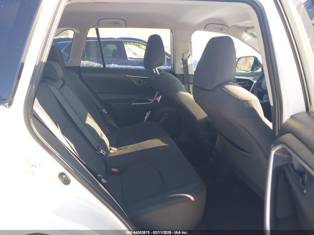 Toyota RAV4 LE 2020 2T3F1RFV3LC092379 Image 8