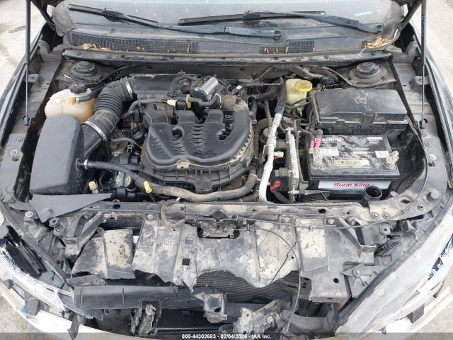 Продажа на аукционе авто 2015 Chrysler 200 S, vin: 1C3CCCBG2FN582179, номер лота: 44302683