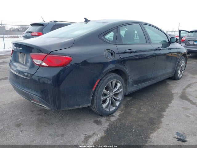 Продажа на аукционе авто 2015 Chrysler 200 S, vin: 1C3CCCBG2FN582179, номер лота: 44302683