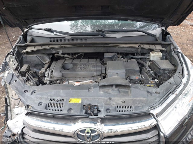 Продажа на аукционе авто 2016 Toyota Highlander Le, vin: 5TDZARFH6GS020122, номер лота: 44302692