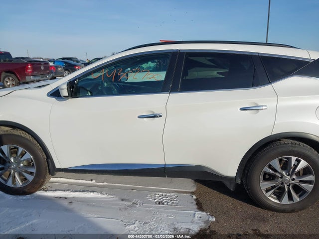 5N1AZ2MH9FN224963 Nissan MURANO SV