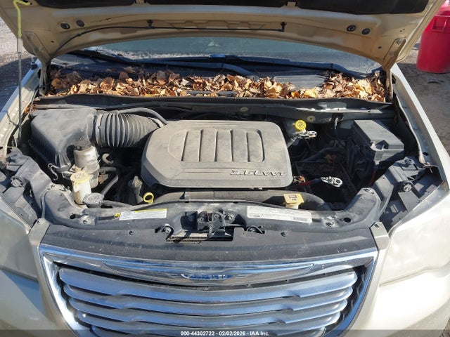 44302722 :رقم المزاد ، 2C4RC1BG5CR158357 vin ، 2012 Chrysler Town & Country Touring مزاد بيع