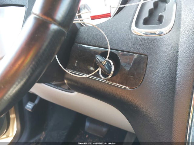 44302722 :رقم المزاد ، 2C4RC1BG5CR158357 vin ، 2012 Chrysler Town & Country Touring مزاد بيع