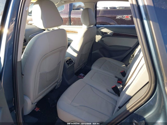 Продажа на аукционе авто 2015 Audi Q5 2.0t Premium, vin: WA1CFAFP2FA074233, номер лота: 44302741