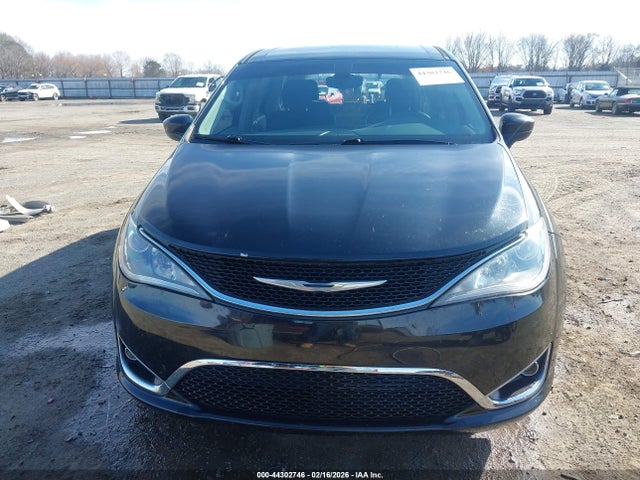 Aukcja sprzedaży 2017 Chrysler Pacifica Touring Plus, vin: 2C4RC1BG9HR753235, numer aukcji: 44302746