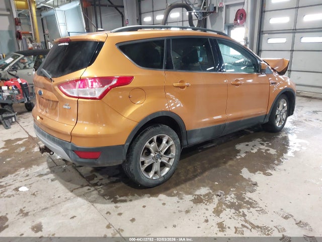 1FMCU9G99GUB01482 Ford ESCAPE SE