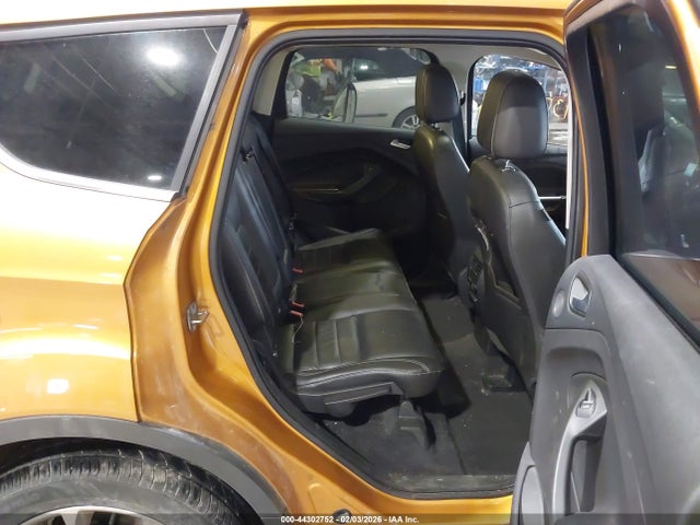 1FMCU9G99GUB01482 Ford ESCAPE SE