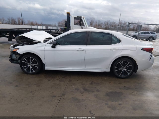 4T1B11HK8JU592478 Toyota CAMRY SE