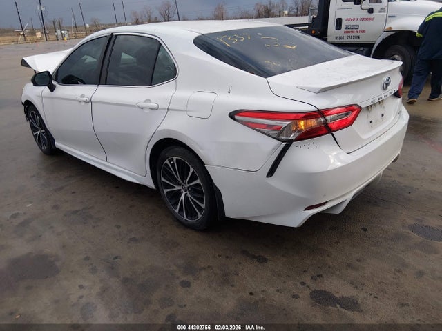 4T1B11HK8JU592478 Toyota CAMRY SE