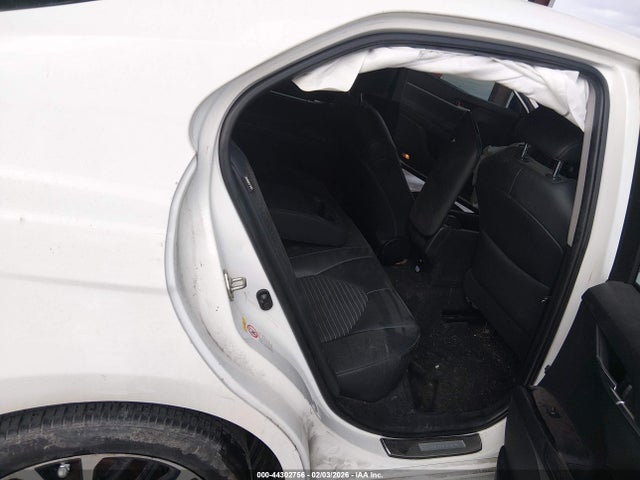 4T1B11HK8JU592478 Toyota CAMRY SE