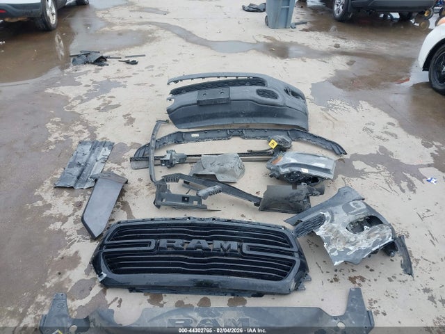 Aukcja sprzedaży 2020 Ram 1500 Big Horn  4x4 5'7 Box, vin: 1C6SRFFT4LN313151, numer aukcji: 44302765
