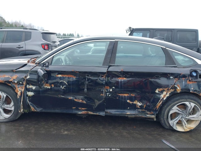 2018 Honda Accord Ex-l მანქანა იყიდება აუქციონზე, vin: 1HGCV1F55JA098124, აუქციონის ნომერი: 44302772