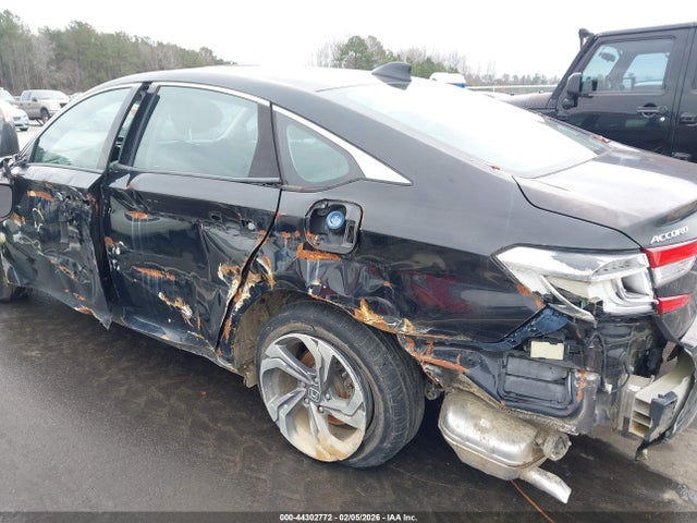 2018 Honda Accord Ex-l მანქანა იყიდება აუქციონზე, vin: 1HGCV1F55JA098124, აუქციონის ნომერი: 44302772
