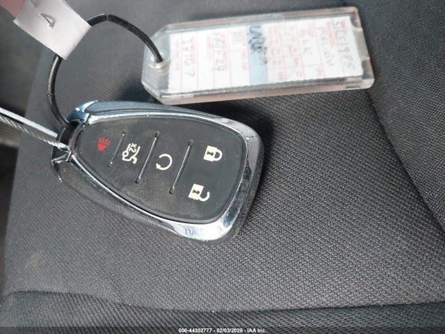 1G1ZD5ST1PF164096 Chevrolet Malibu Fwd 1lt