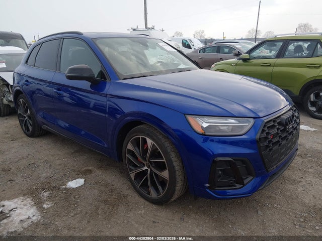 2022 AUDI SQ5 WA1B4AFY8N2039537