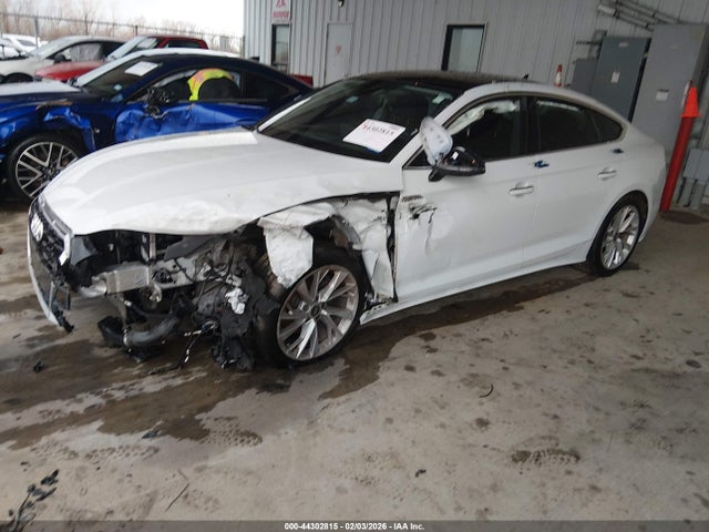 2023 AUDI A5 SPORTBACK WAUCBCF52PA000563 Photo 1