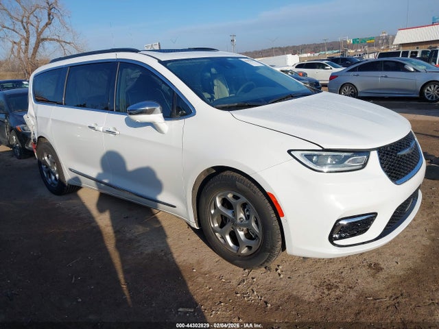 Продаж на аукціоні авто 2022 Chrysler Pacifica Limited, vin: 2C4RC1GG0NR228312, номер лоту: 44302829