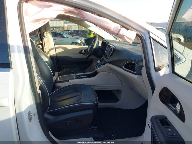 2022 CHRYSLER PACIFICA 2C4RC1GG0NR228312 Photo 4