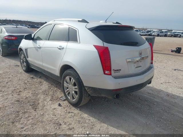 2015 CADILLAC SRX 3GYFNBE31FS577898 Photo 2