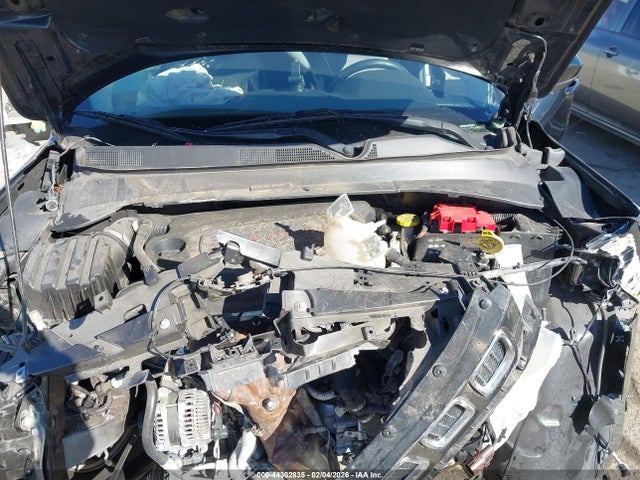 3C4NJCBBXLT141264 Jeep Compass Latitude Fwd