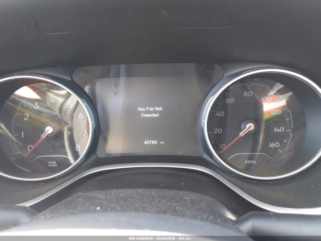 3C4NJCBBXLT141264 Jeep Compass Latitude Fwd
