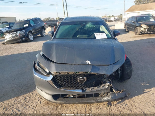 44302847 :رقم المزاد ، 3MVDMADL4MM210893 vin ، 2021 Mazda Cx-30 Premium مزاد بيع