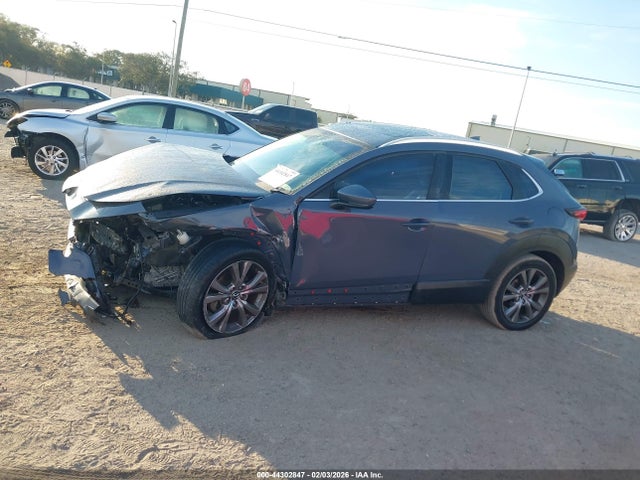 44302847 :رقم المزاد ، 3MVDMADL4MM210893 vin ، 2021 Mazda Cx-30 Premium مزاد بيع