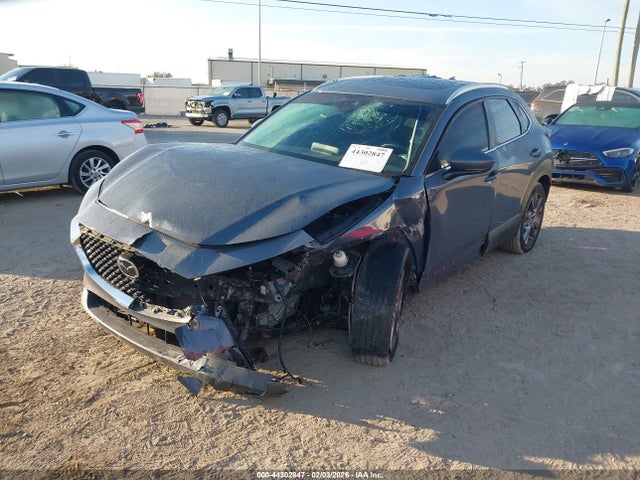 44302847 :رقم المزاد ، 3MVDMADL4MM210893 vin ، 2021 Mazda Cx-30 Premium مزاد بيع