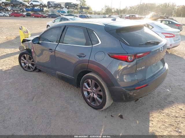 44302847 :رقم المزاد ، 3MVDMADL4MM210893 vin ، 2021 Mazda Cx-30 Premium مزاد بيع