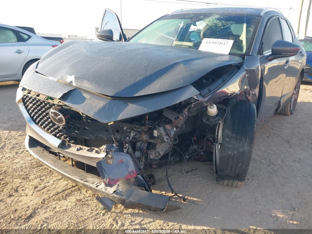 44302847 :رقم المزاد ، 3MVDMADL4MM210893 vin ، 2021 Mazda Cx-30 Premium مزاد بيع