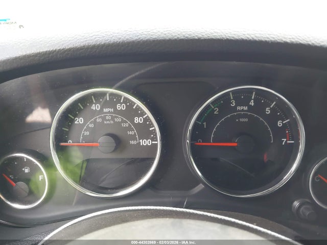 1C4BJWDG9GL327392 Jeep Wrangler Unlimited Sport