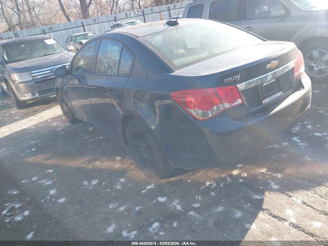 1G1PB5SH8G7152174 Chevrolet Cruze Limited Ls Manual