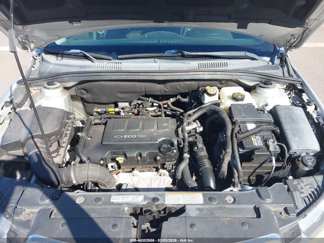 1G1PC5SB8E7124025 Chevrolet Cruze 1lt Auto