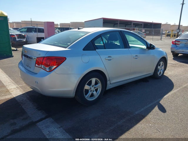 1G1PC5SB8E7124025 Chevrolet Cruze 1lt Auto