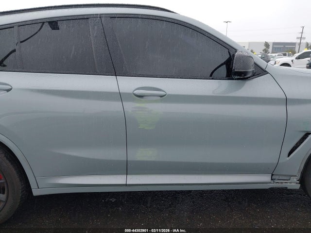 5UX43DT01N9J05143 BMW X4 M40i