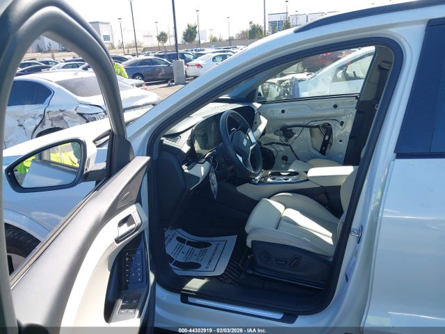 2025 AUDI Q6 E-TRON WA124BGF0SA026088 Photo 4