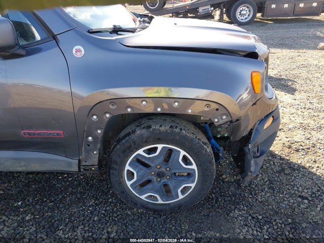 Jeep Renegade Trailhawk 2016 ZACCJBCT5GPC88484 Image 17